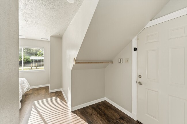 Photo - 24527 Appian Ridge Unit B