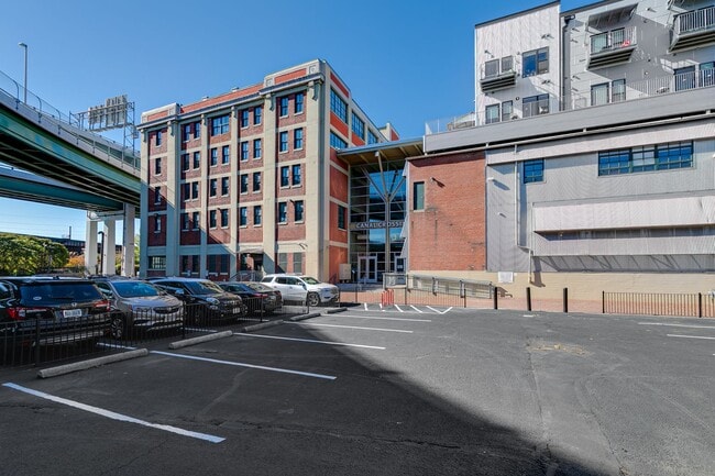 Photo - The Flats at Canal Crossing