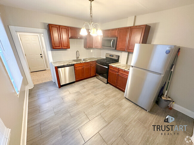 Building Photo - 3 Bedroom townhome in Mantua, Philadelphia!