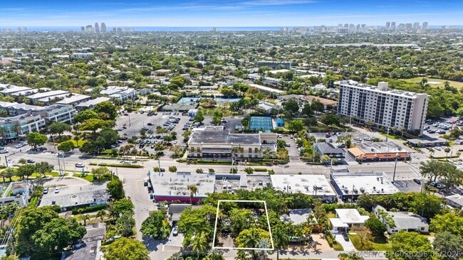 Photo - 2020 NE 4th Ave