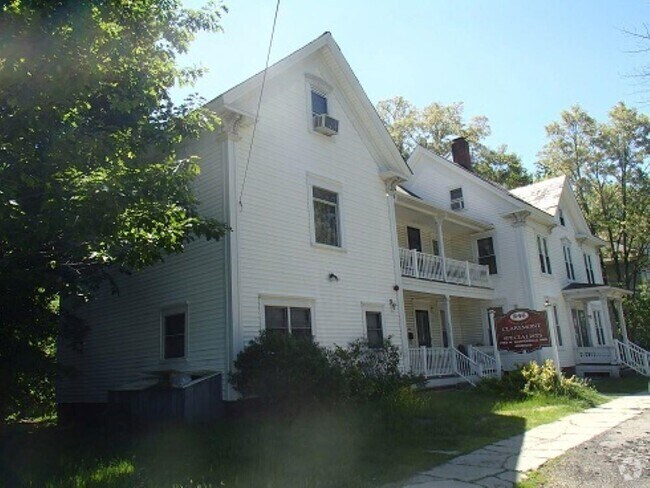 Building Photo - 246 Broad St Rental