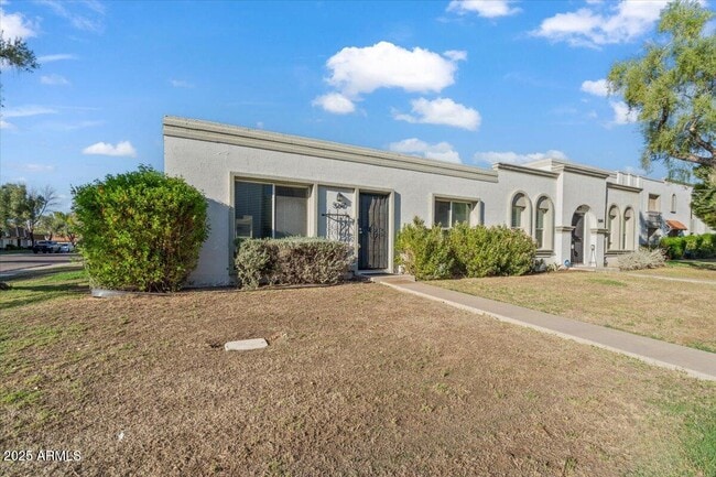 Photo - 5047 N 83rd St