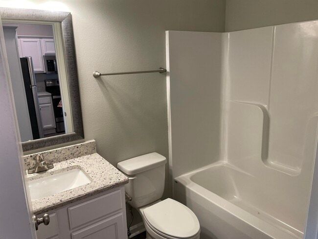Building Photo - 2272 Del Carmel Way