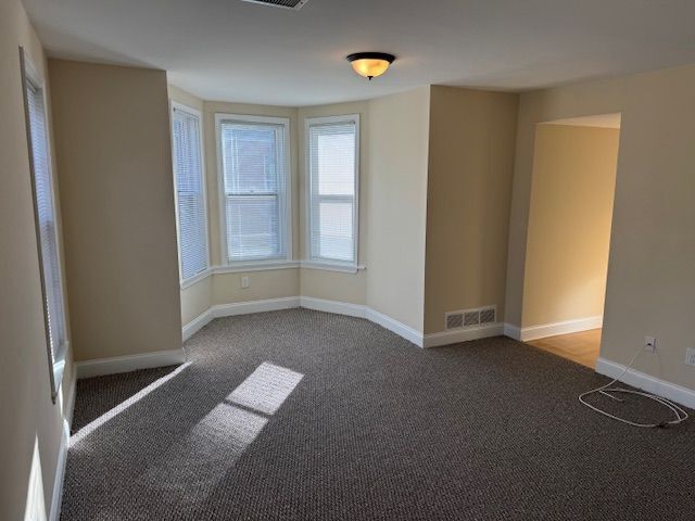 Photo - 404 W State St