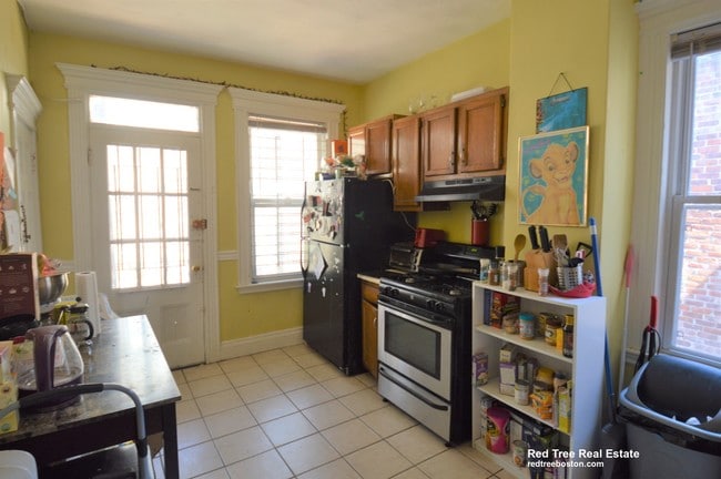 Photo - 1721 Commonwealth Avenue Unit 3A