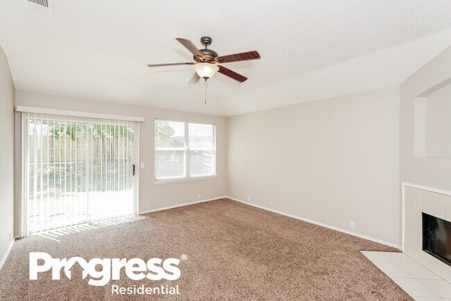 1519 Columbia Dr