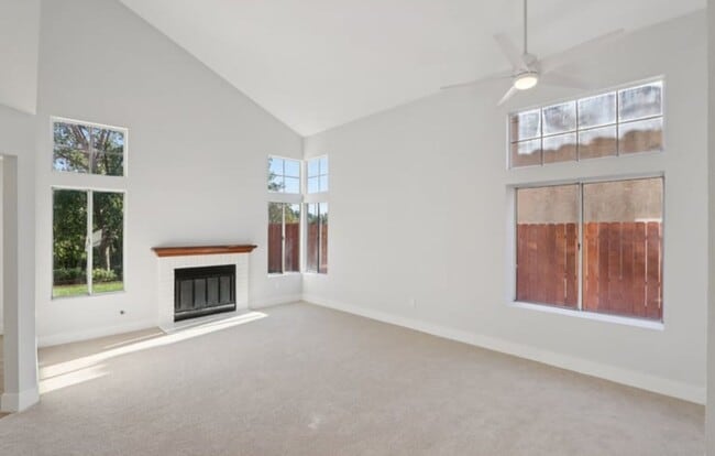 Photo - 16021 Augusta Dr