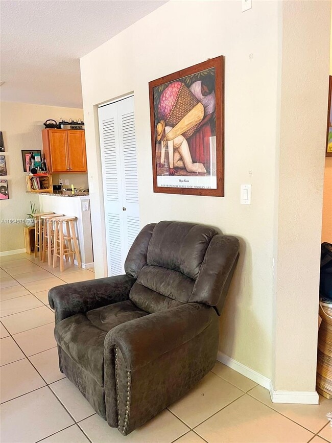 Photo - 11601 NW 89th St Unit 204