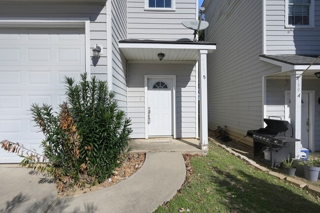 Photo - 135 Binnacle Ct Unit B