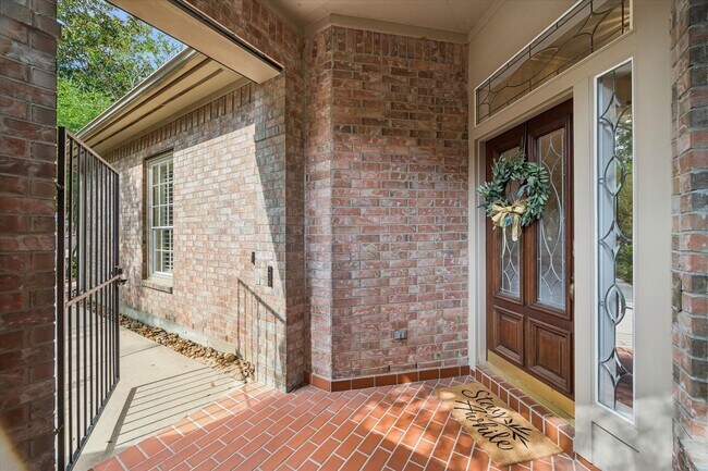 Photo - 14 Prism Cove Pl