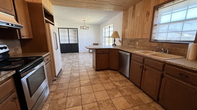 Photo - 12000 Co Rd 73