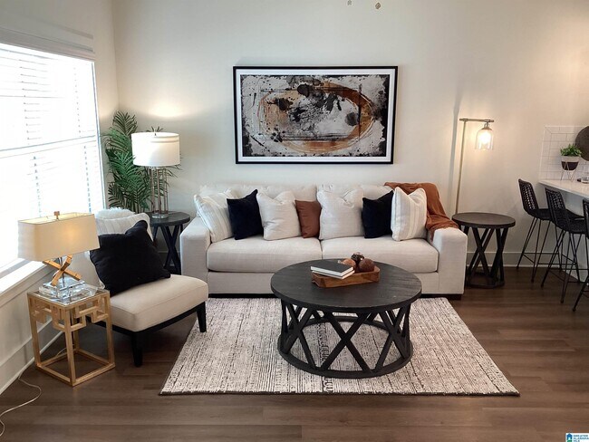 Photo - 4123 Prentice St