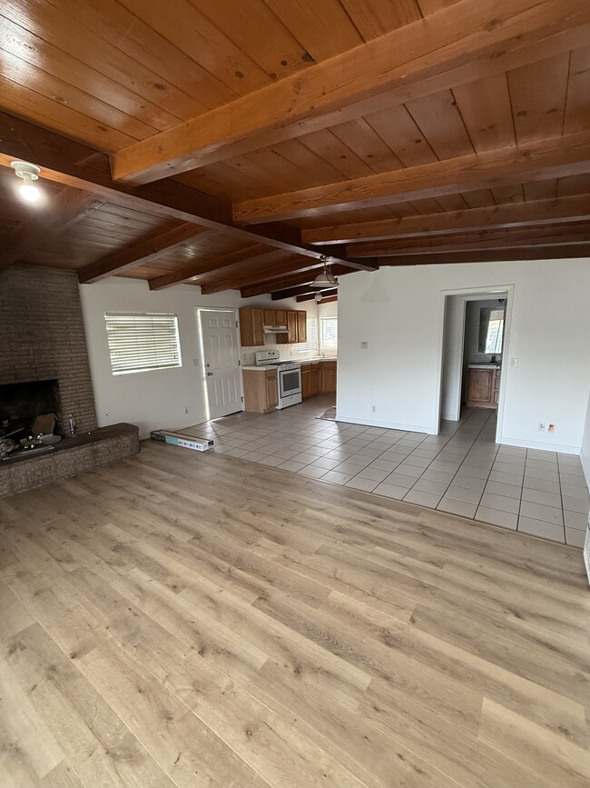 Livingroom, dining, kitchen - 4950 Howard St House