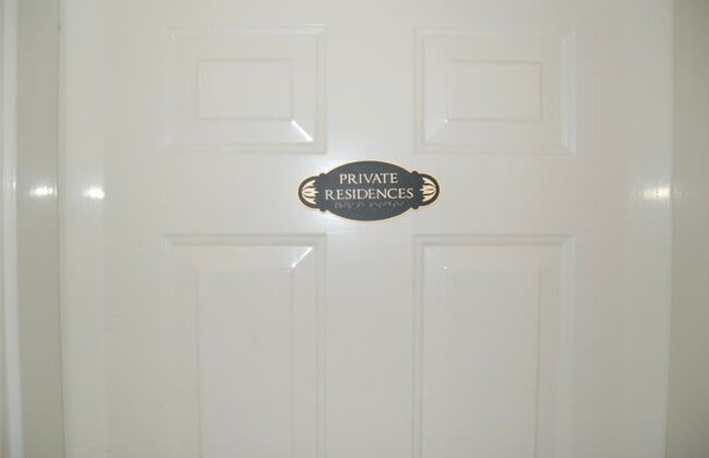 Photo - 210 W Washington St Unit 210