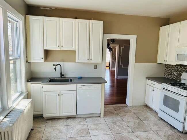 Photo - 11 Elliott Pl