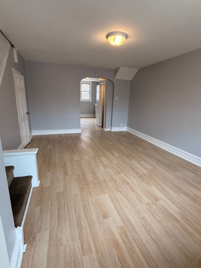 Photo - 1431 Lardner St