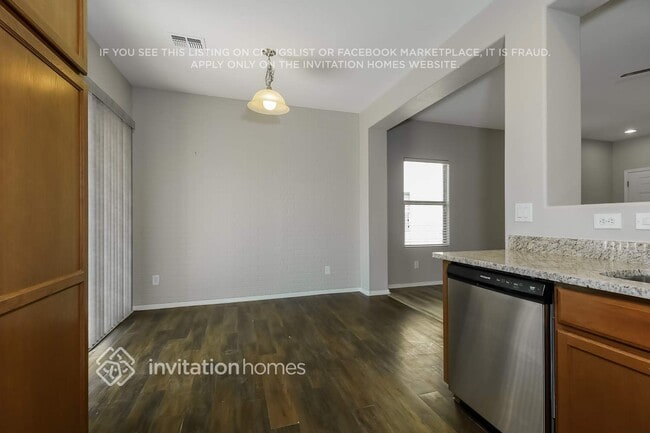 Photo - 19167 W Monroe St