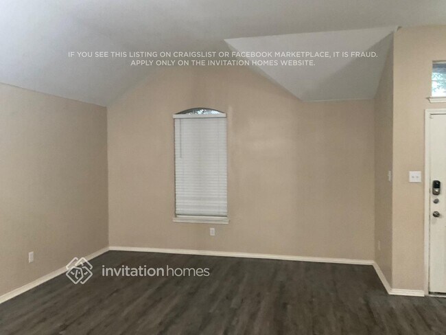 Photo - 1112 Sweetwater Dr