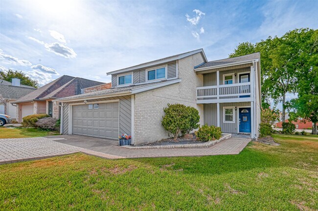Building Photo - 131 Cove Cir