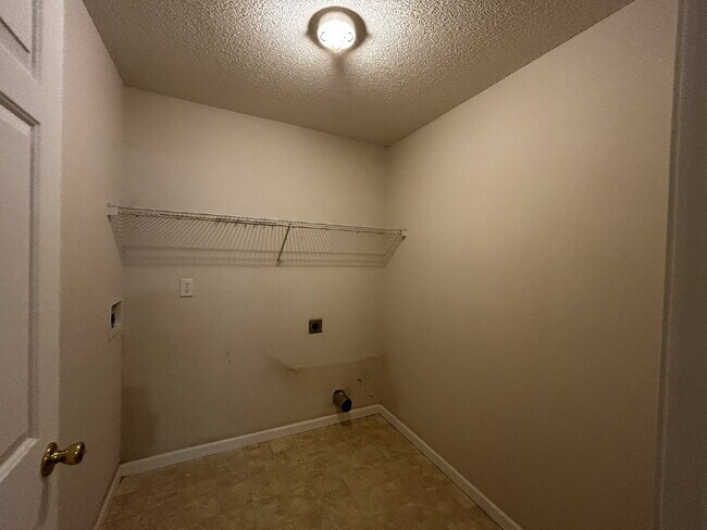 Photo - Apartment for Rent Unit 224
