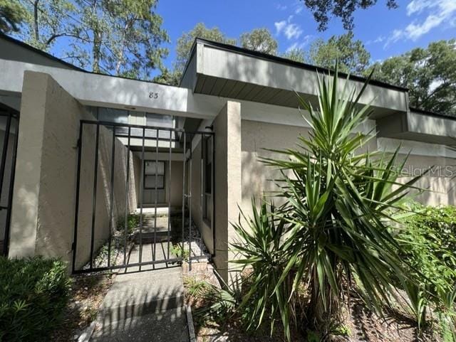 Building Photo - 7200 SW 8th Ave Unit N83