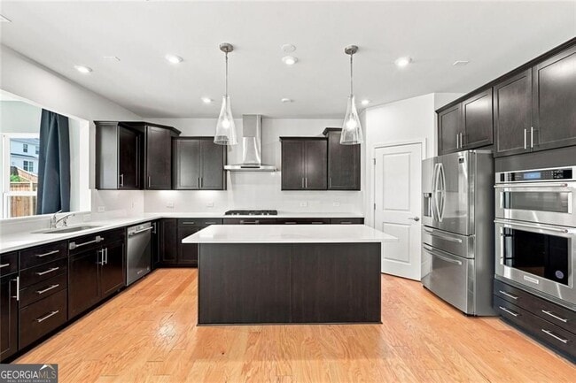 Photo - 406 Riverclub Rd