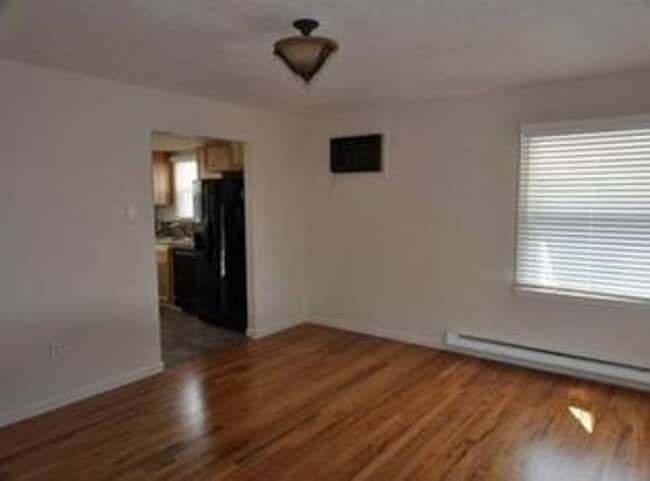 Photo - Great updated 2 bed 1 bath, 2 car garage