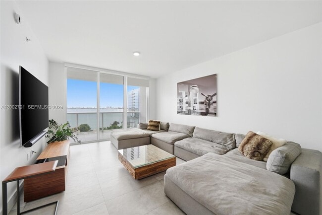 Photo - 600 NE 27th St Unit 1002