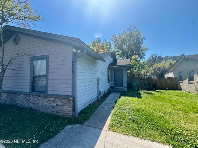 Building Photo - 8846 Cavender Dr