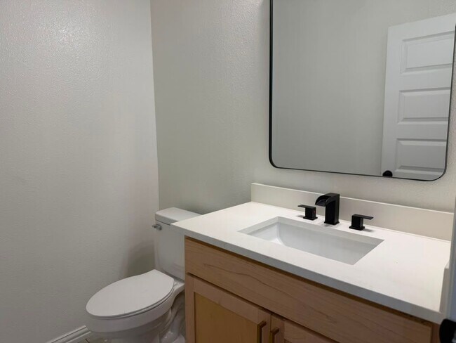 Photo - 6800 Oak Crest Dr W