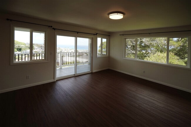 Photo - 4494 Sierra Dr Unit 3 Bedroom