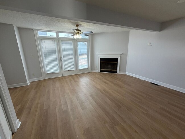 Photo - 3 Bedroom Townhome in Sagewood - Central location, Granite Countertops and Stainless Appliances