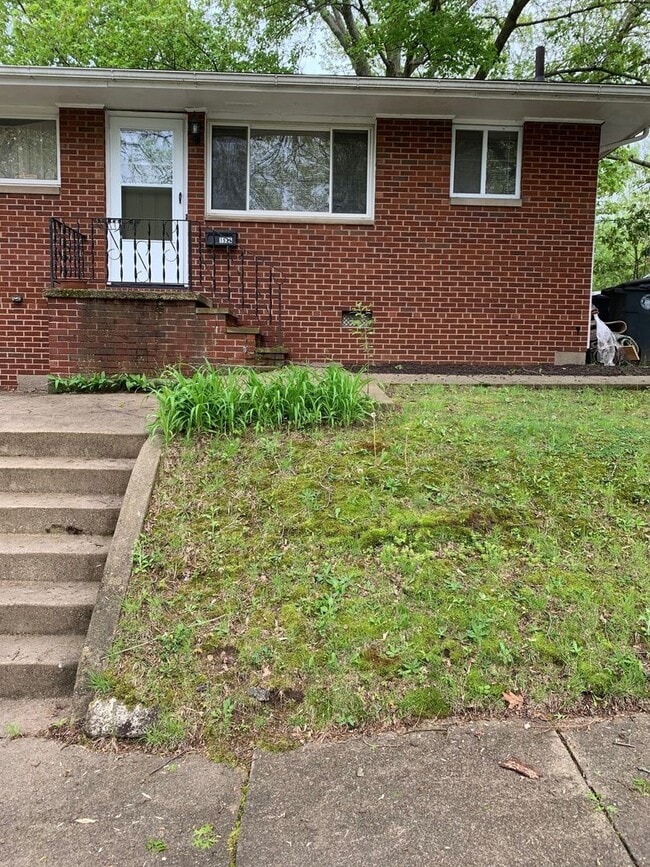Building Photo - Evergreen 1923-1925 Unit 1925 Rental