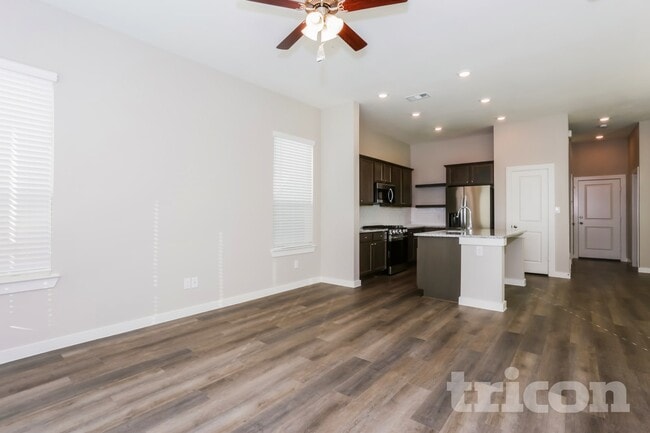 854 Summer Plum Wy