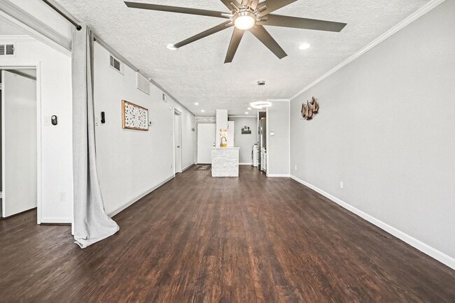 Photo - 307 Yacht Club Ln Unit 307