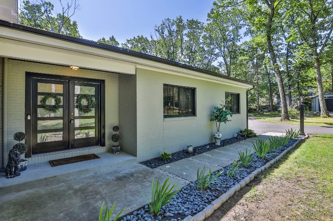 Photo - 82 Pelham Rd