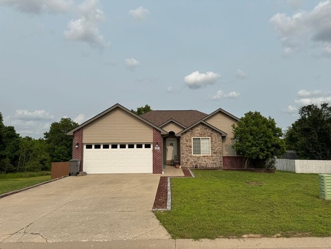 Beautiful 4 Bedroom Home! - Beautiful 4 Bedroom Home!