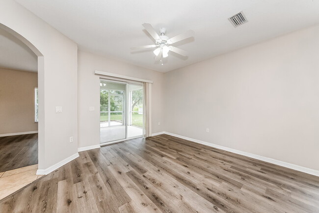 Photo - 4123 Day Bridge Pl