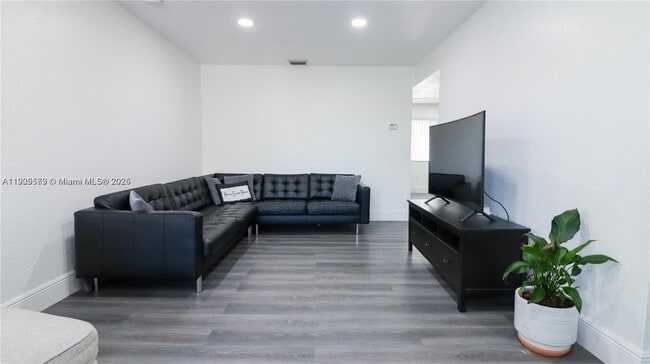 Photo - 15330 SW 134th Pl