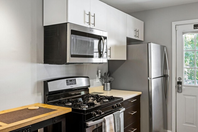 Photo - 23 Standish Ave NW Unit ID1226687P