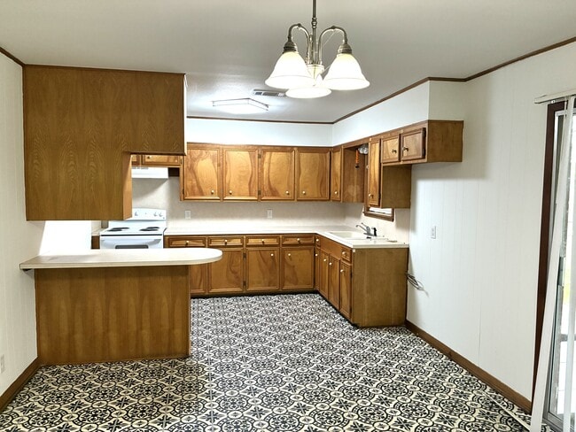 Photo - 1619 Ave G