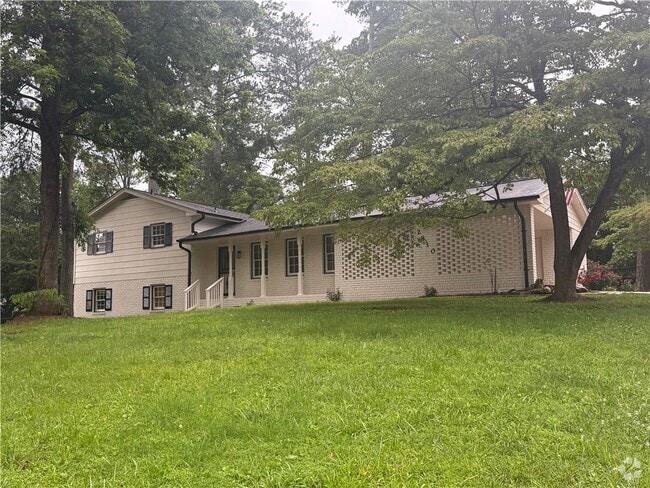 Building Photo - 2830 Idlewood Dr Rental