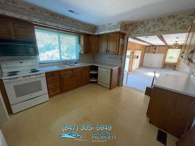 Photo - 3 Bedroom Home For Rent