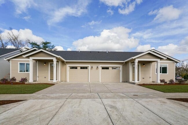 Building Photo - 4293 Ash Grove Dr NE