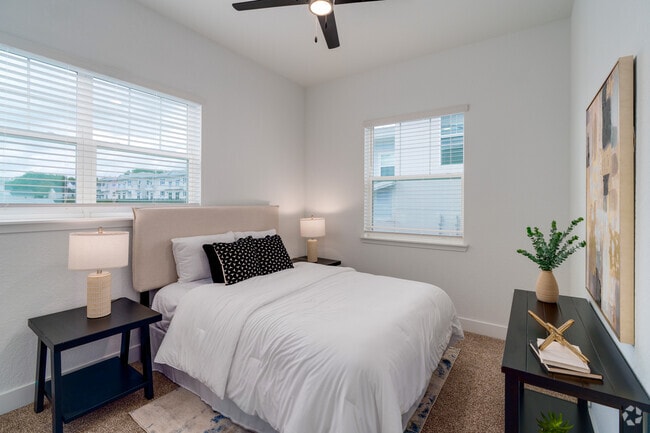3BR, 2BA - 1,255SF - Bedroom