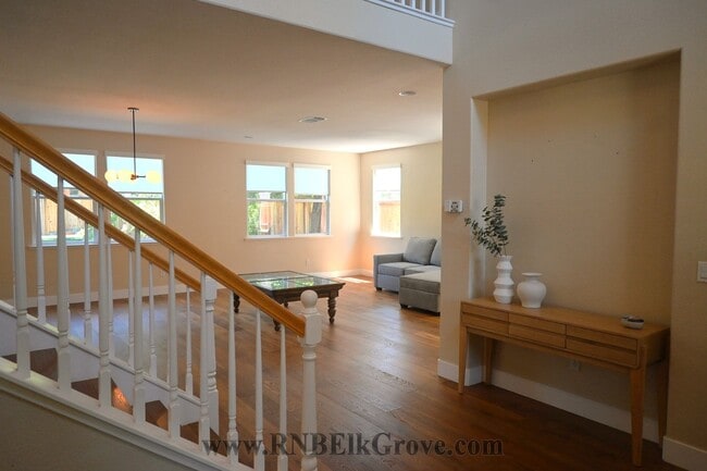 Photo - 5 Bedroom Home in Elk Grove! - Resident Benefit Package Property