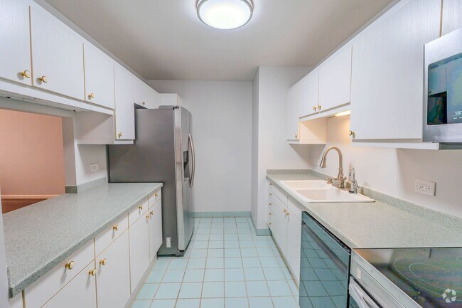 Building Photo - Imperial Plaza Kakaako Unit 3304 Rental