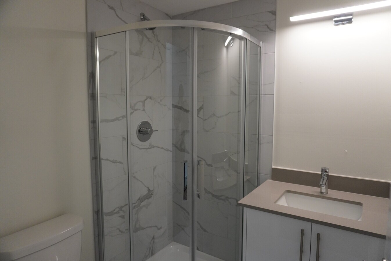 Photo - 455 Besserer St