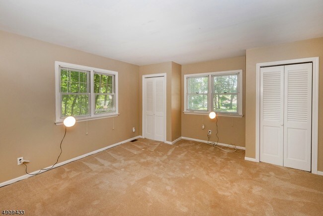 19 Pease Ave Unit 1