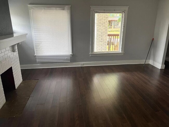 Photo - 10117 Somerset Ave Unit 3